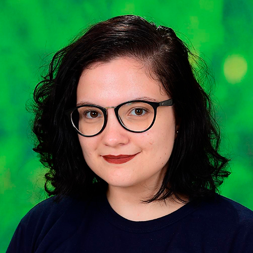 Ms. Giovana Tavernari Payao