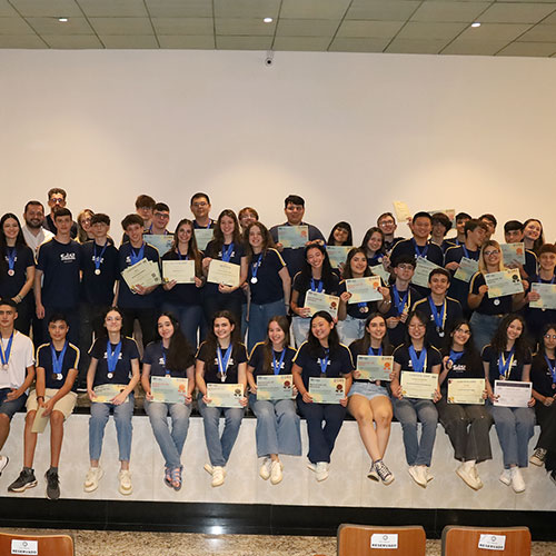 Colégio Cristo Rei se consolida como maior medalhista da região em Olimpíadas do Conhecimento