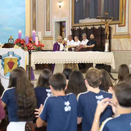 Comunidade escolar se reúne em Ação de Graças pela Conclusão do Ens. Fundamental