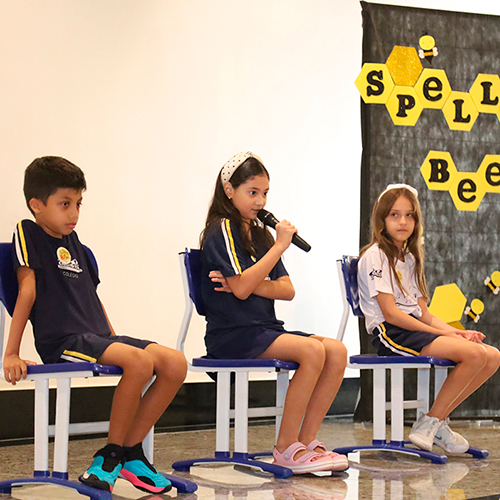 Spelling Bee movimenta alunos e contribui com o aperfeiçoamento na Língua Inglesa